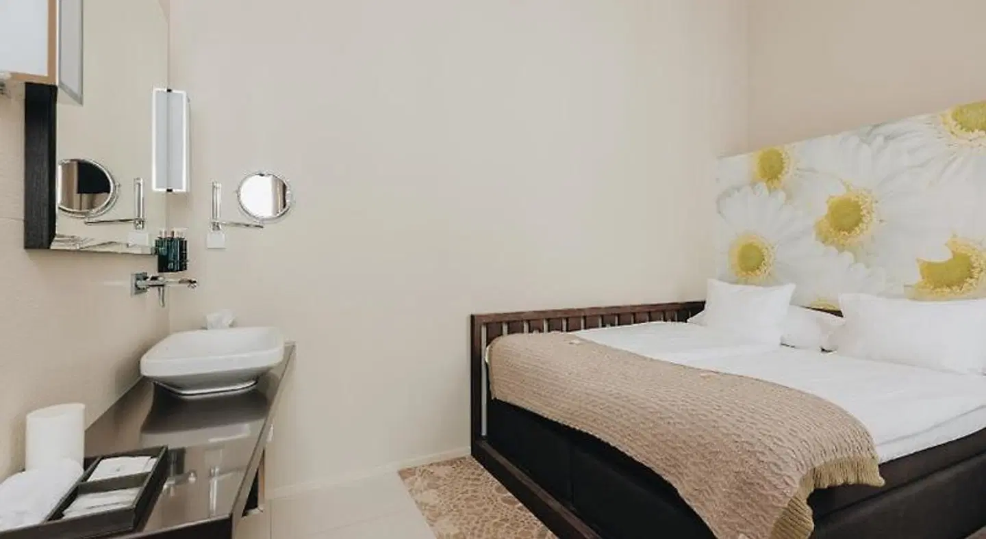 Lydia Hotel ROOM_EXAMPLE