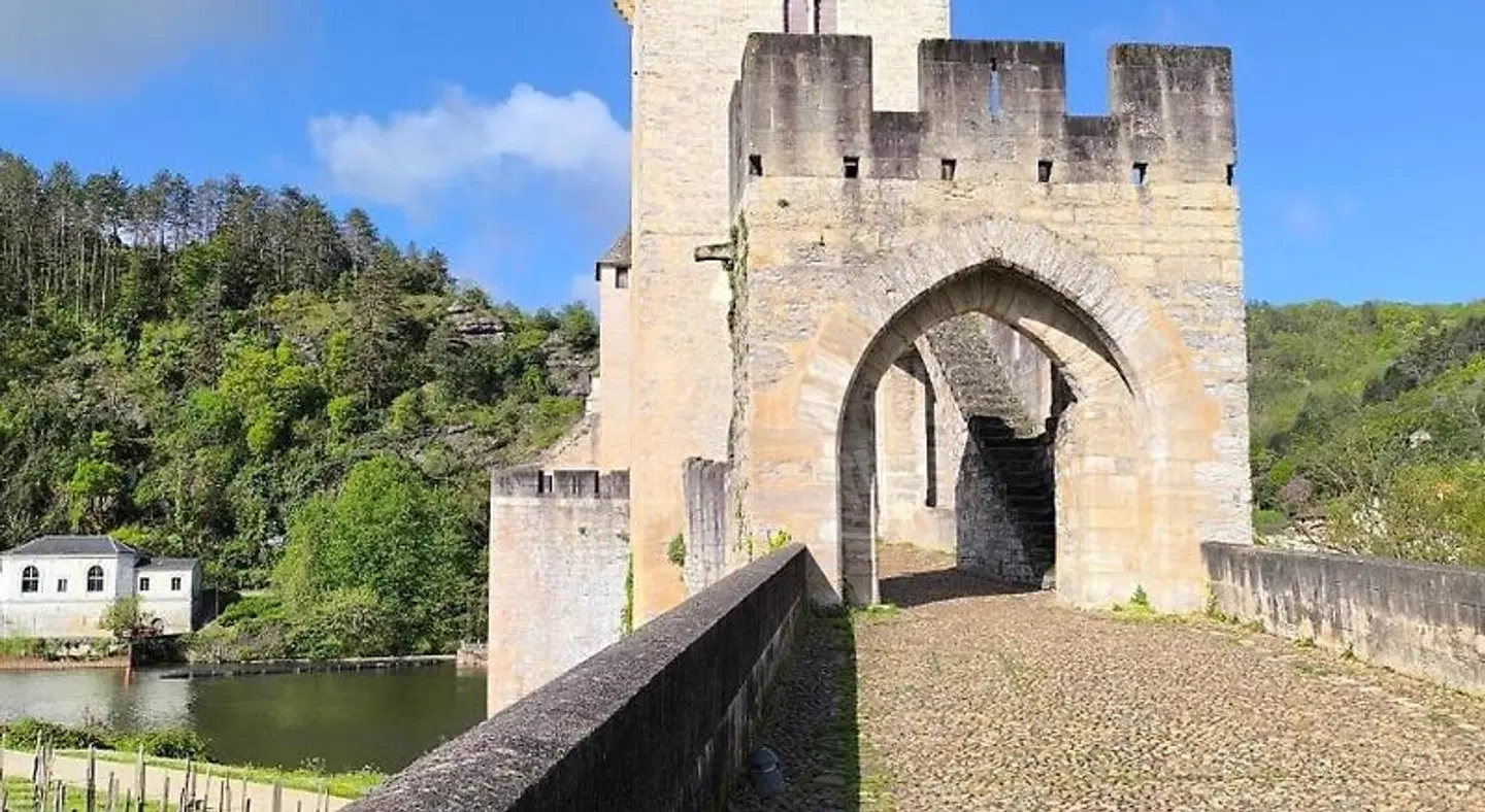 Le Puits de Garival EXTERIOR