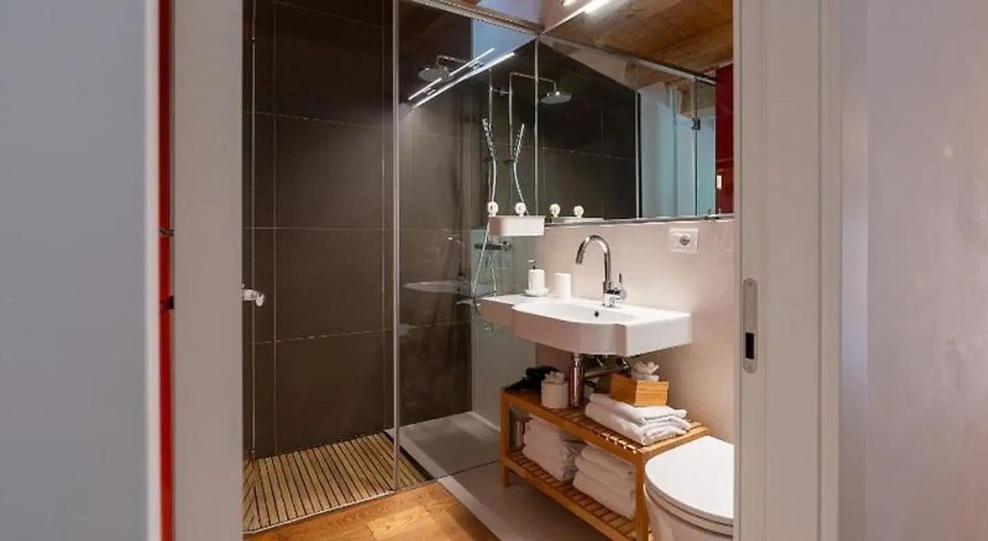 Quercus Appartements Badezimmer
