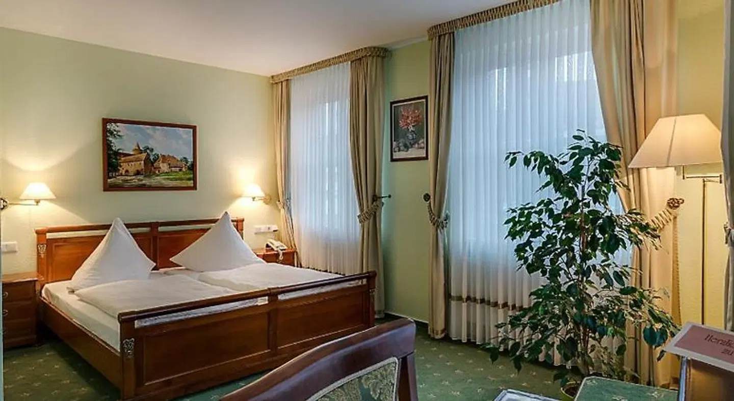 Zur Burg ROOM_EXAMPLE