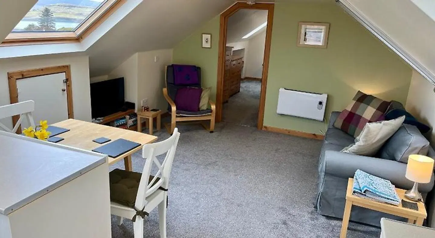 Skye Getaways ROOM_EXAMPLE