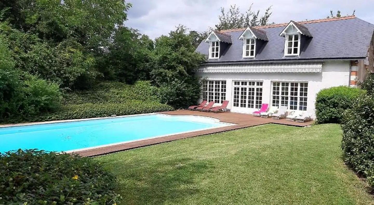 Appartement du Château du Grand Bouchet OUTDOOR_POOL