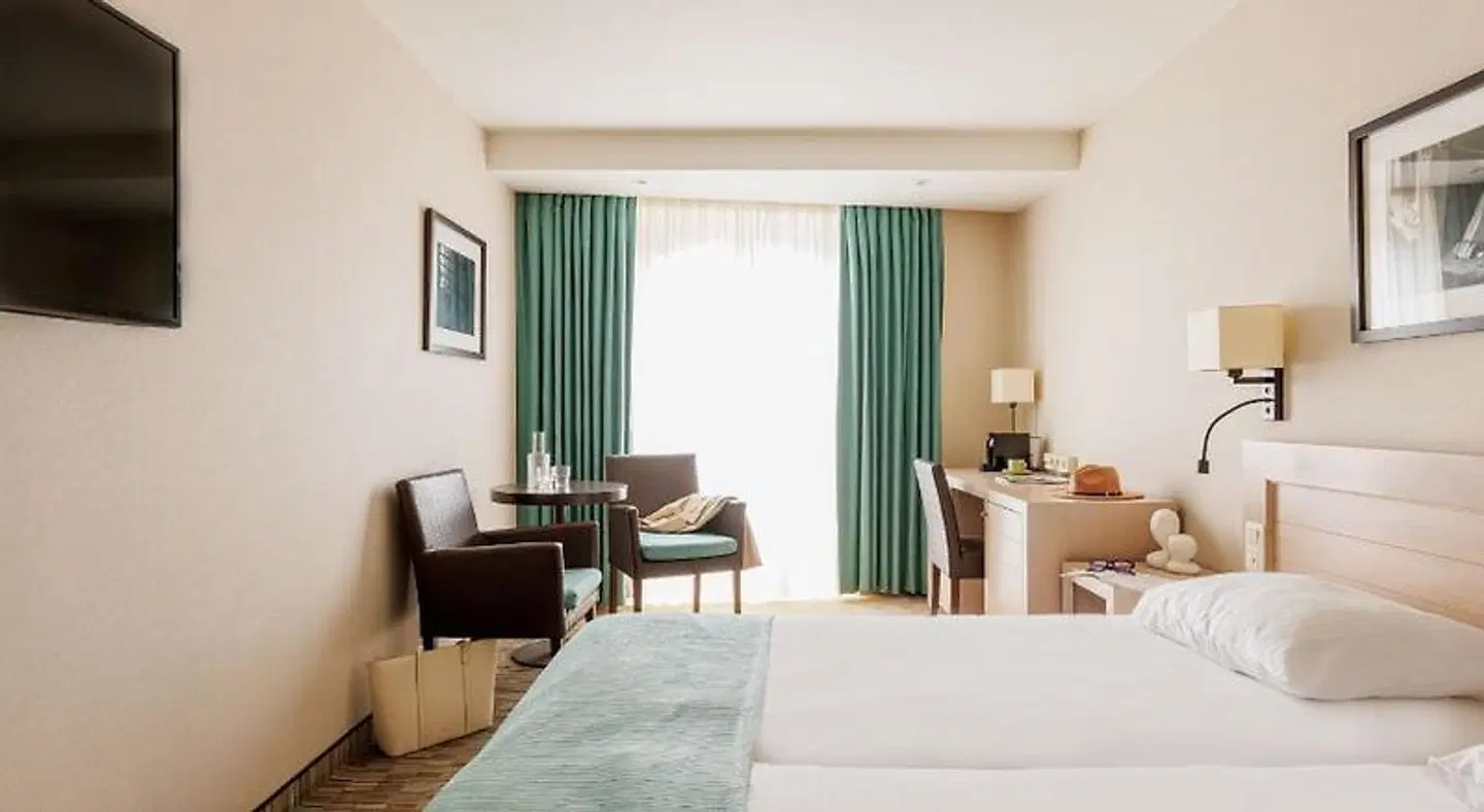 Aazaert Hotel ROOM_EXAMPLE