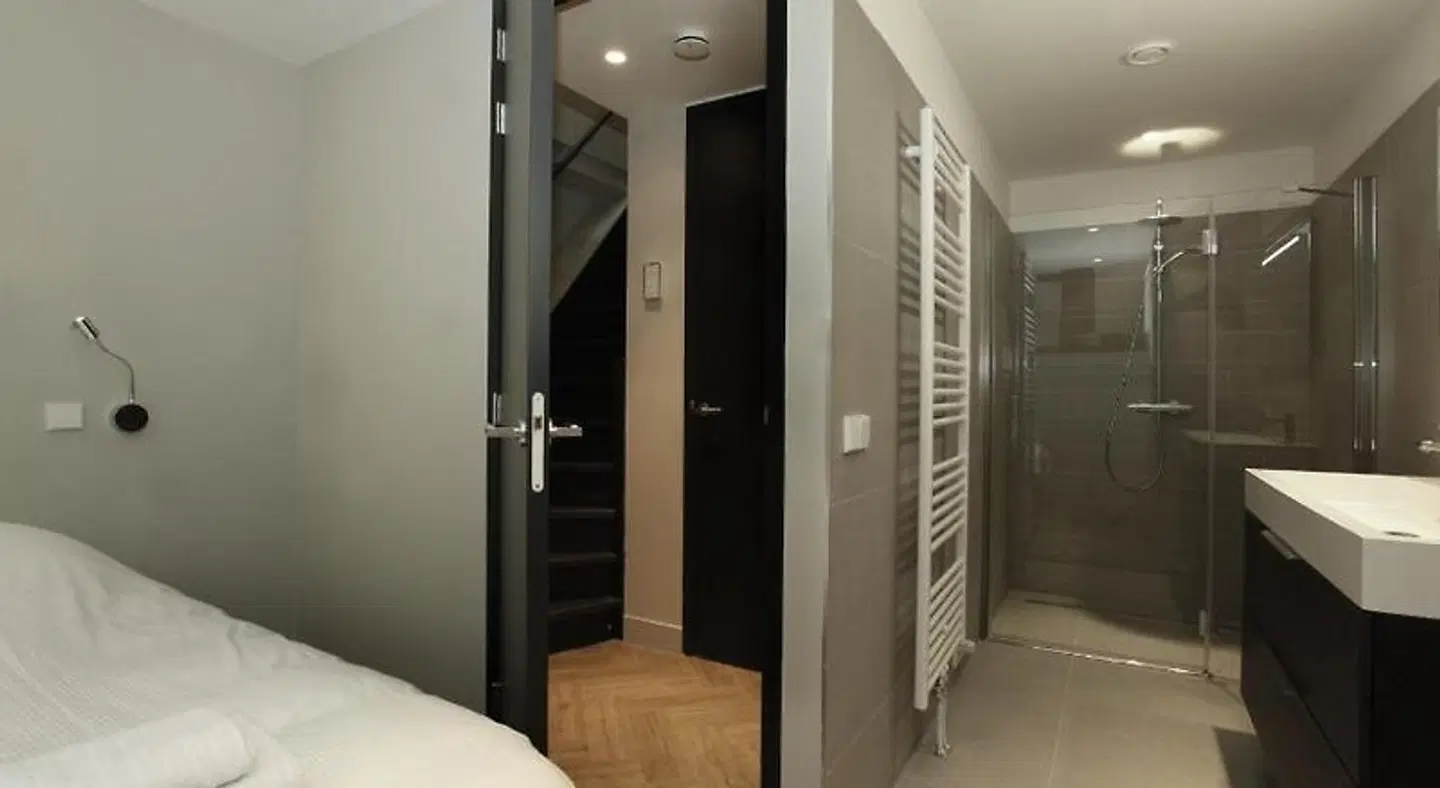 Stayci Serviced Apartments Westeinde Badezimmer