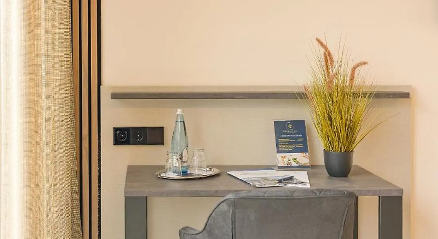 Welcome Hotel Schloss Lehen ROOM_EXAMPLE