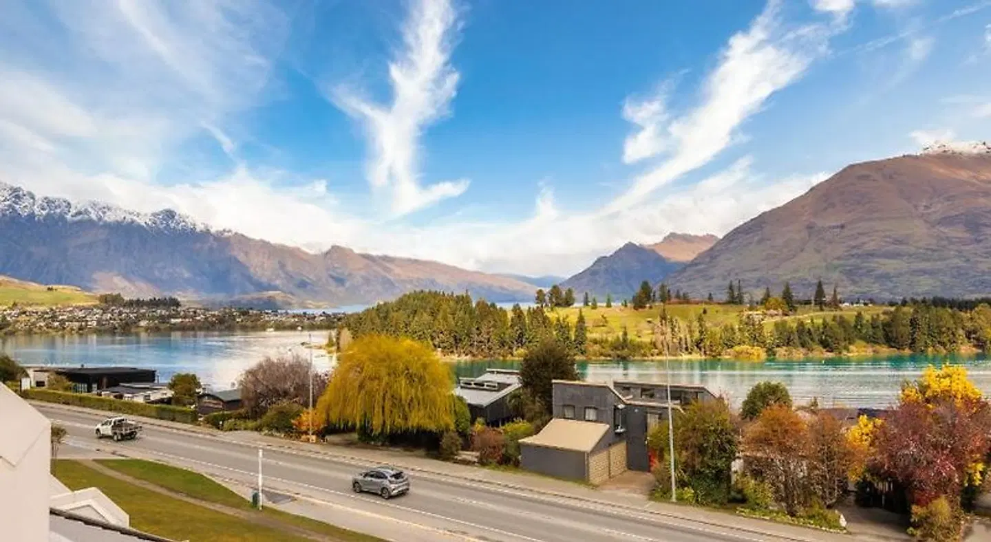 Copthorne Hotel & Apartments Queenstown Lakeview LANDSCAPE