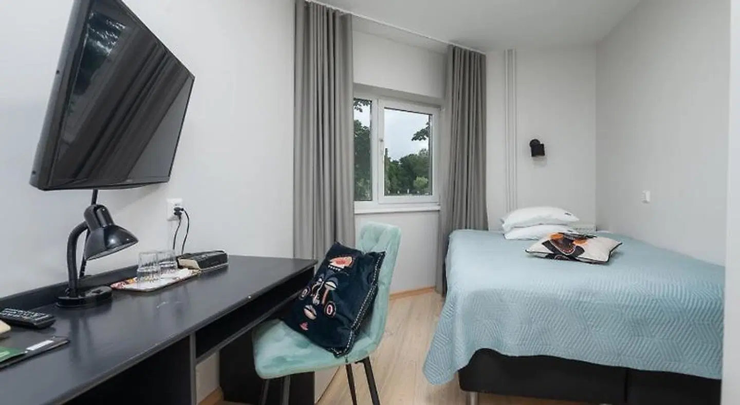 Emmi ROOM_EXAMPLE