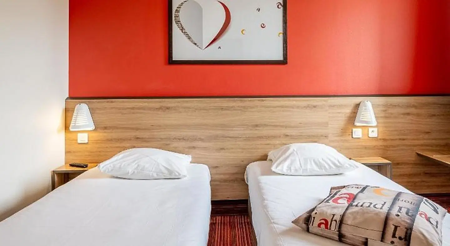 ACE Hôtel Poitiers ROOM_EXAMPLE