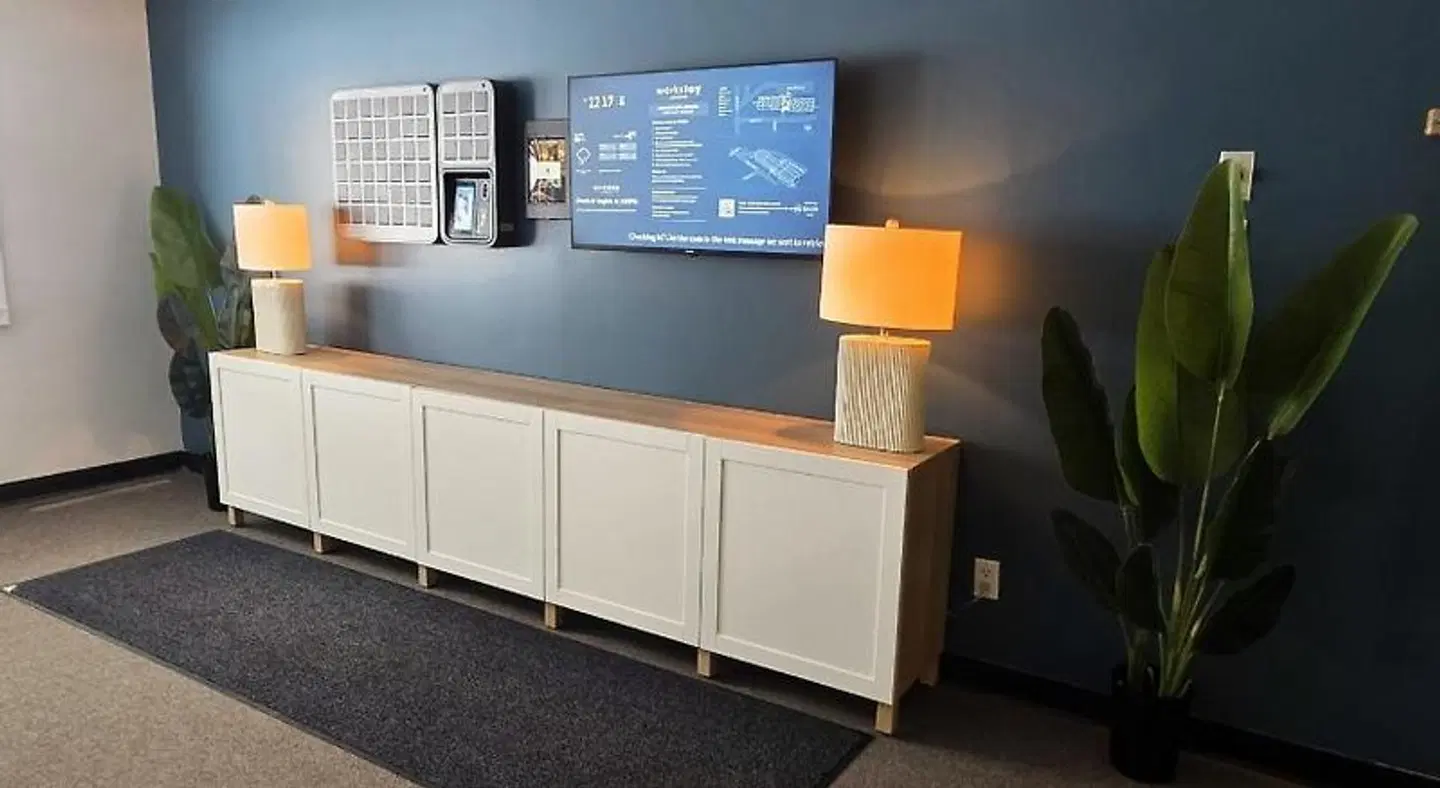 WorkStay Lodging - Spy Hill Suites LOUNGE_LOBBY