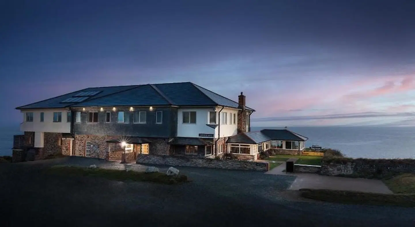 The Lewinnick Lodge EXTERIOR
