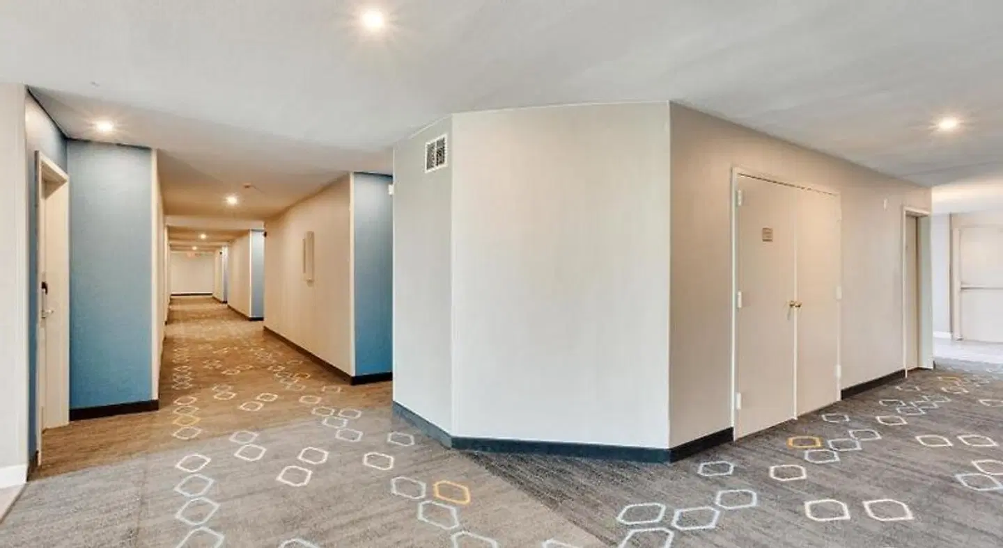 Orangewood Inn & Suites Kansas City Airport LOUNGE_LOBBY