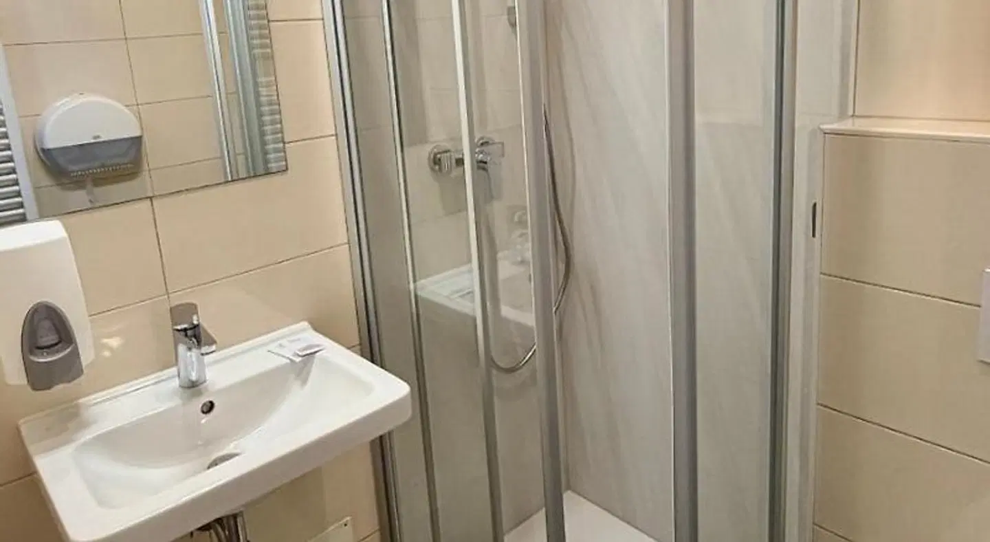 Hostel Moving Badezimmer