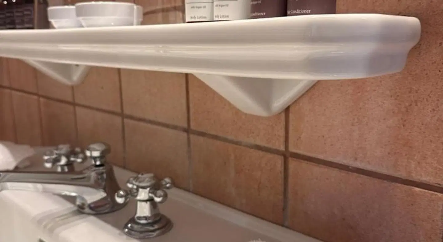 Romantik Hotel U Raka Badezimmer