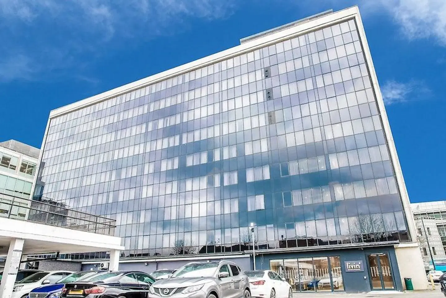 Livin Serviced Apartments EXTERIOR