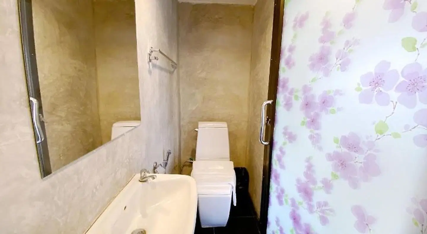 Remember @ Phuket Town Badezimmer