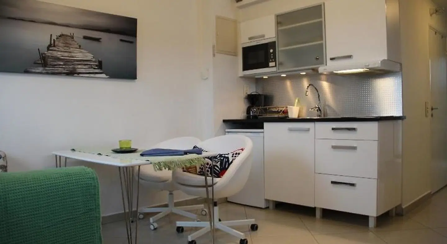 Staylong Apartments ROOM_EXAMPLE