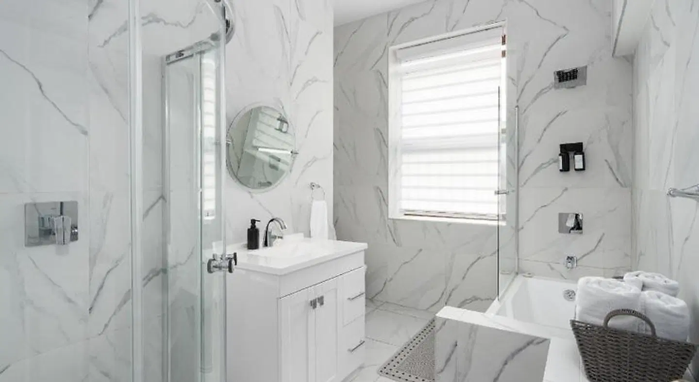 Le Nomade MTL Badezimmer