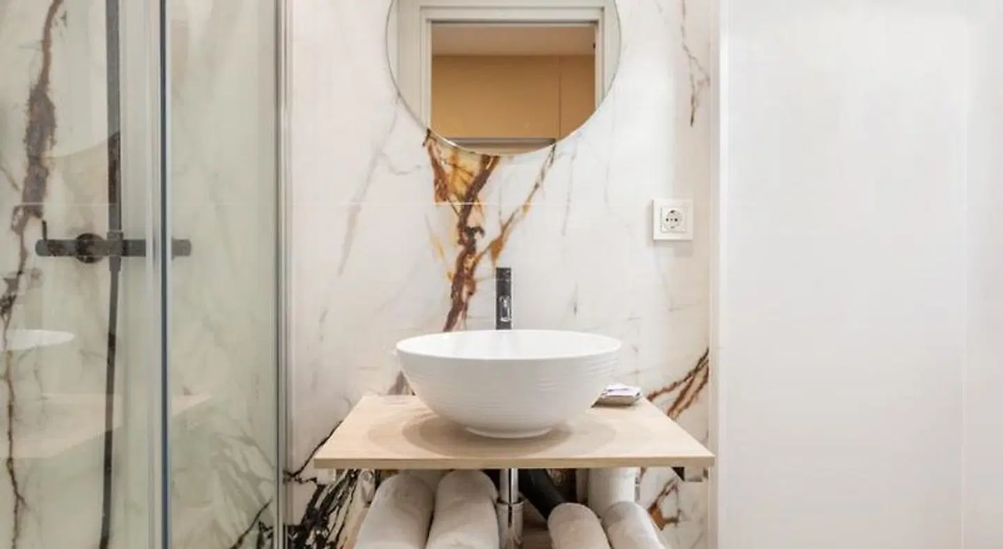 Guest House Plaza Badezimmer
