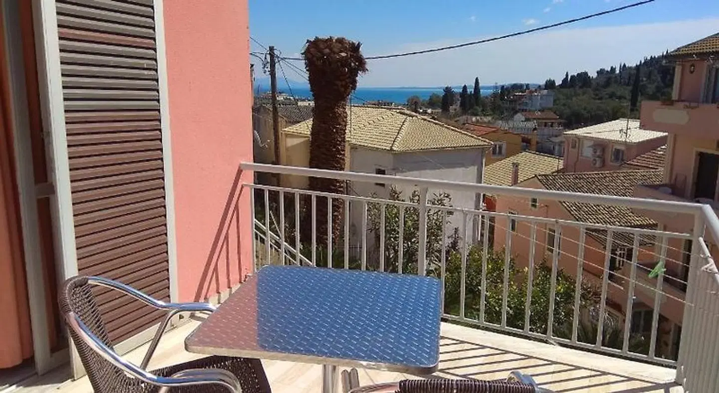 Skevoulis Studios Terrasse