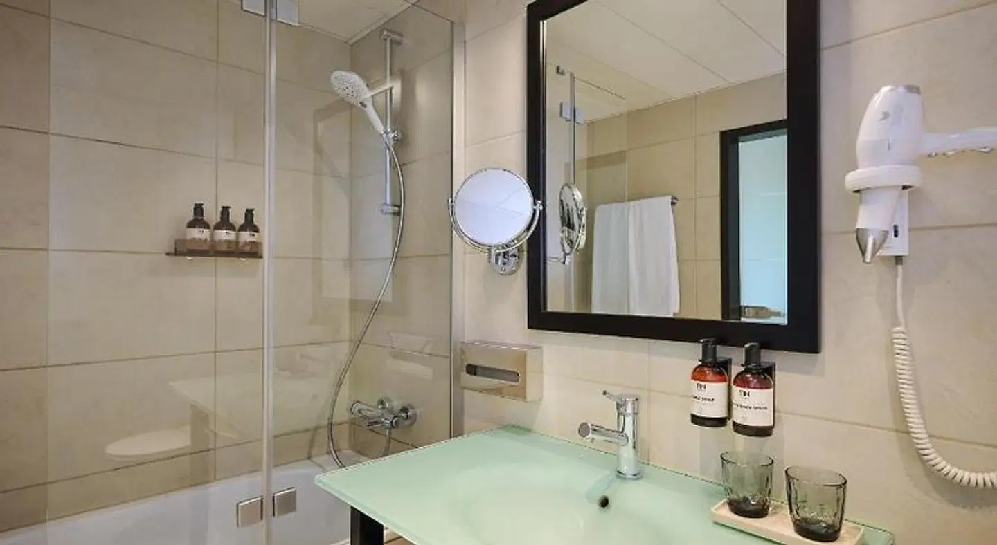 NH Düsseldorf Königsallee Badezimmer