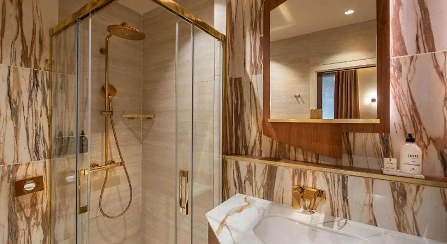 Hôtel La Bourdonnais Badezimmer