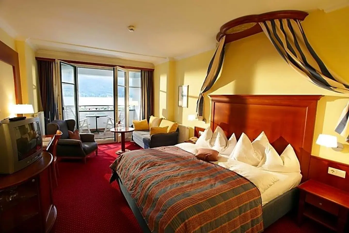 Romantikhotel Im Weissen Rössl ROOM_EXAMPLE