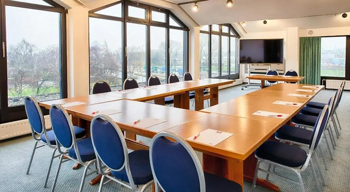 Leonardo Hotel Hamburg Elbbruecken Konferenz
