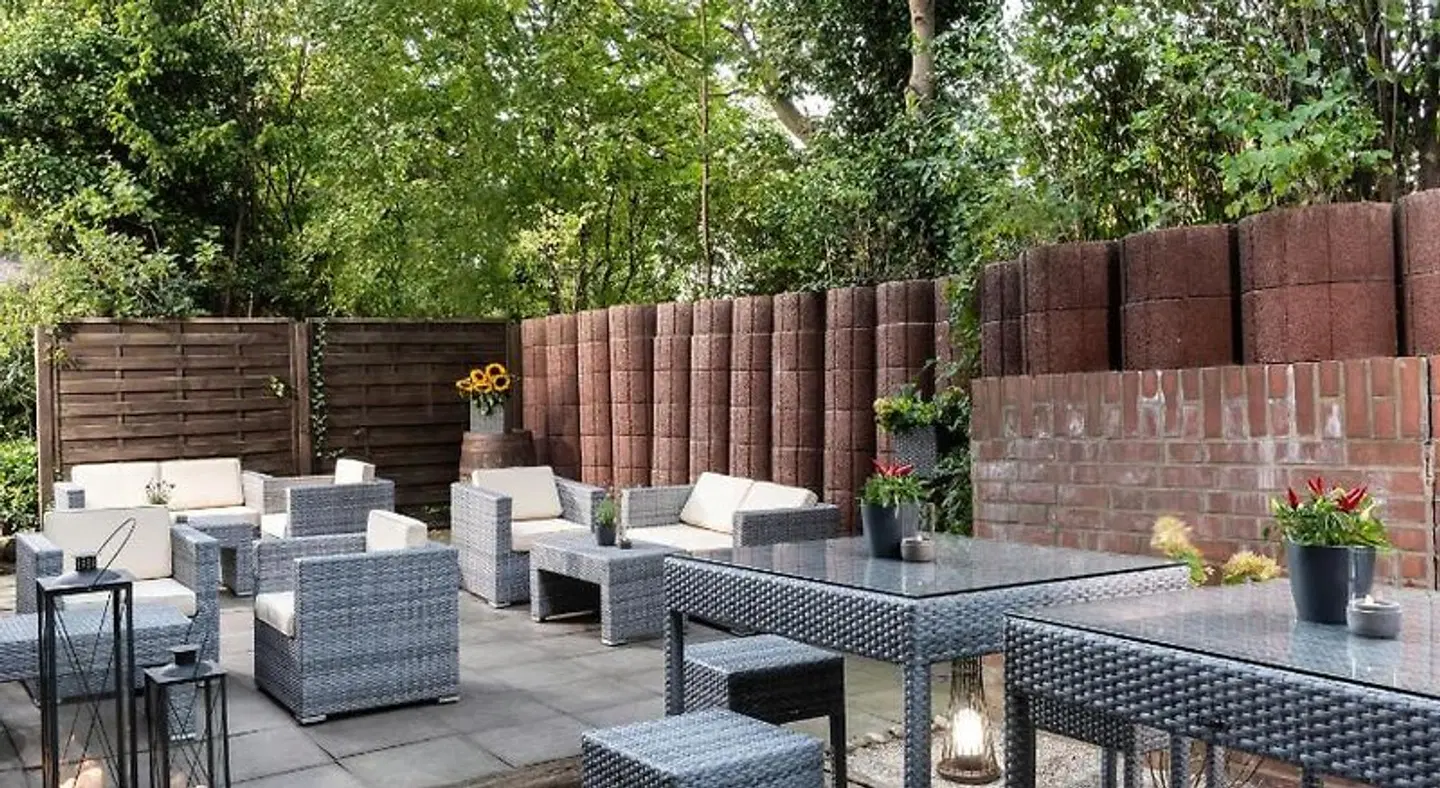 Leonardo Hotel Hamburg Elbbruecken Terrasse