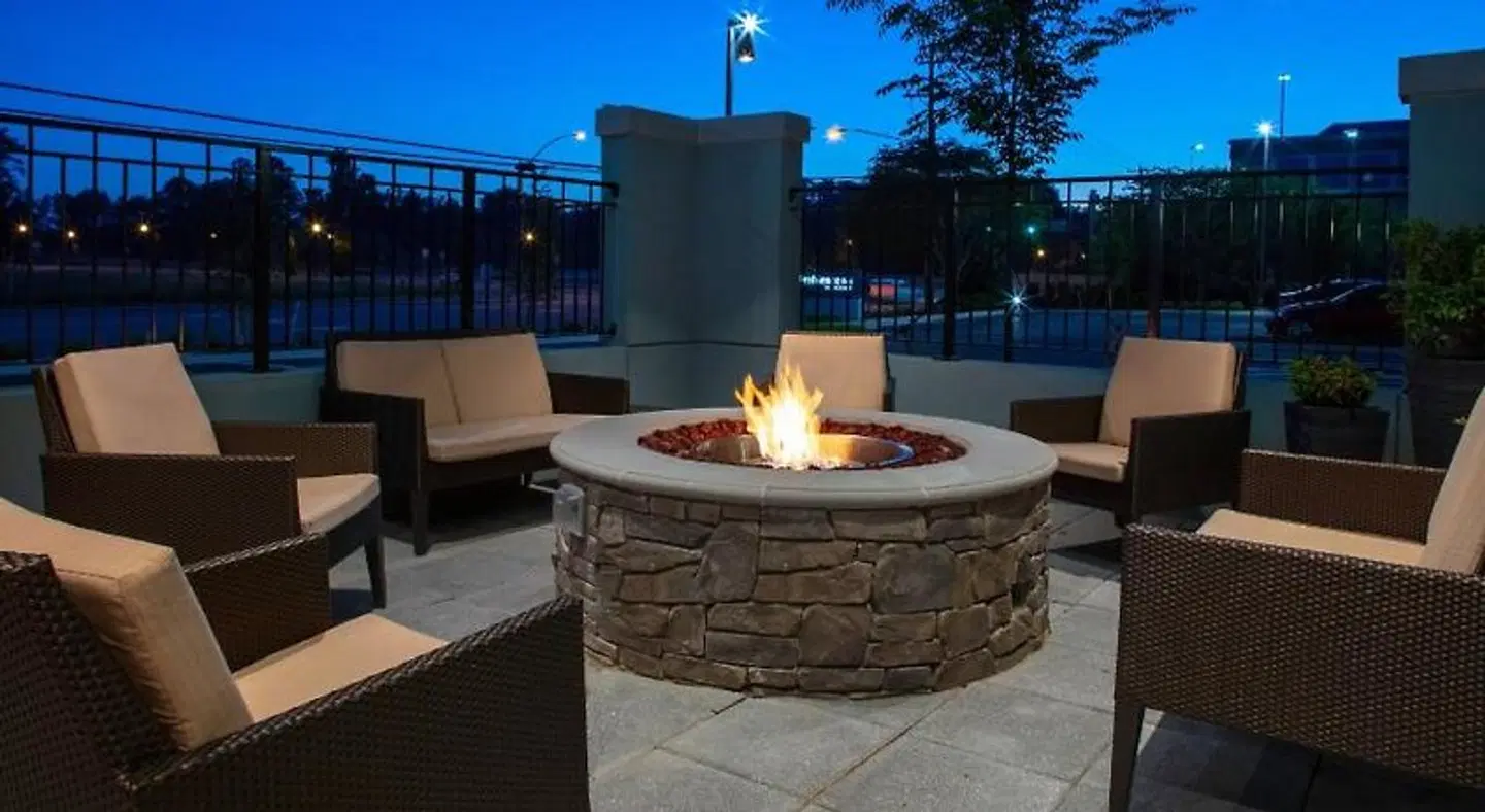 Residence Inn by Marriott Virginia Beach Town Center Terrasse
