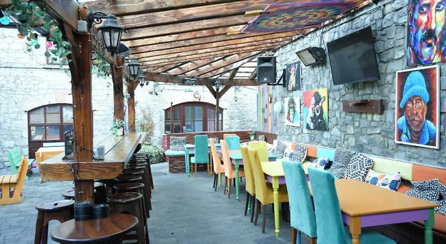 Brogans Bar & Guesthouse Restaurant