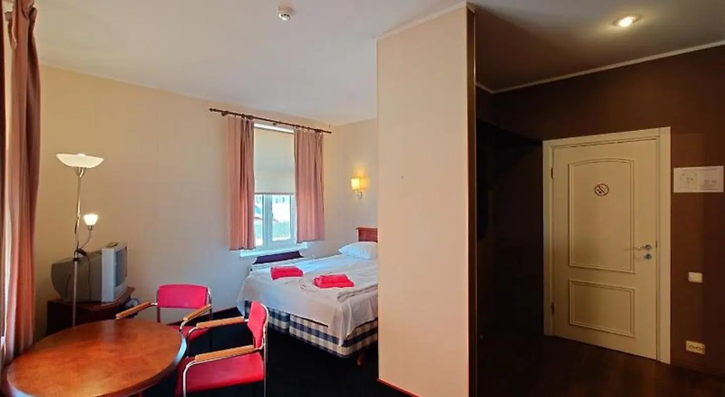 Otr' Elpa ROOM_EXAMPLE