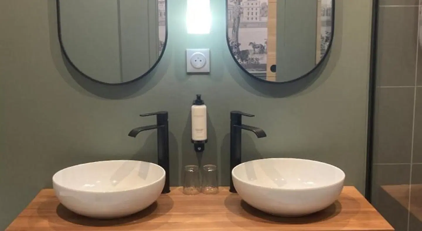 De La Paix Badezimmer