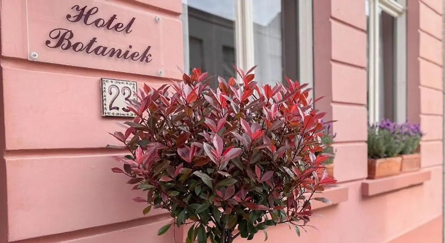 Botaniek EXTERIOR
