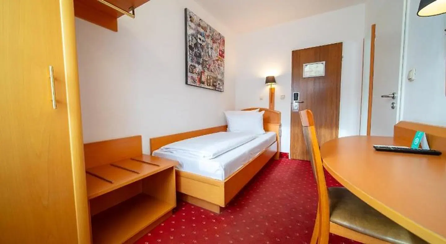 Hotel Mondial Munich ROOM_EXAMPLE