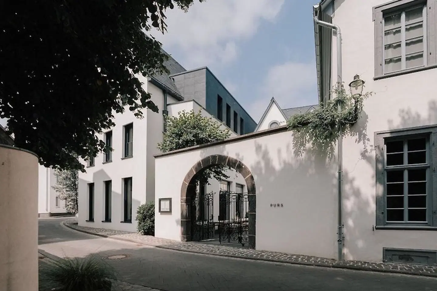 Hotel PURS EXTERIOR