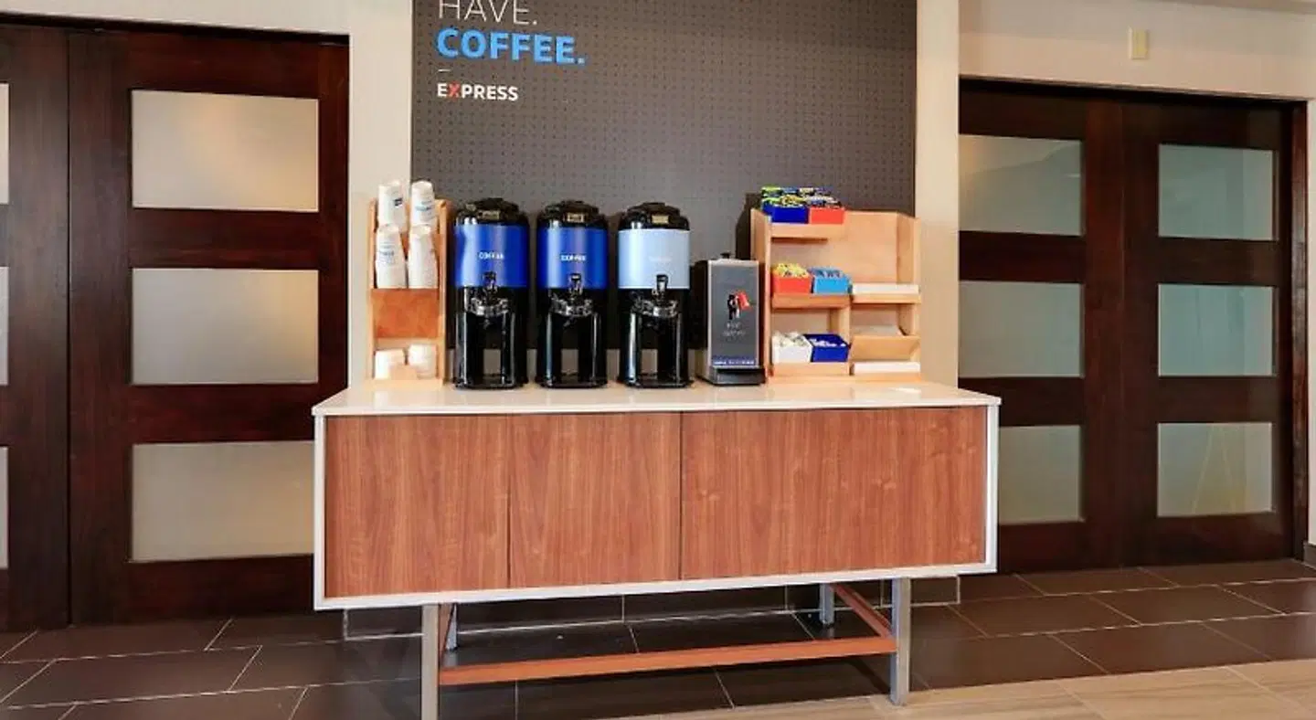Holiday Inn Express Austin - Round Rock by IHG LOUNGE_LOBBY