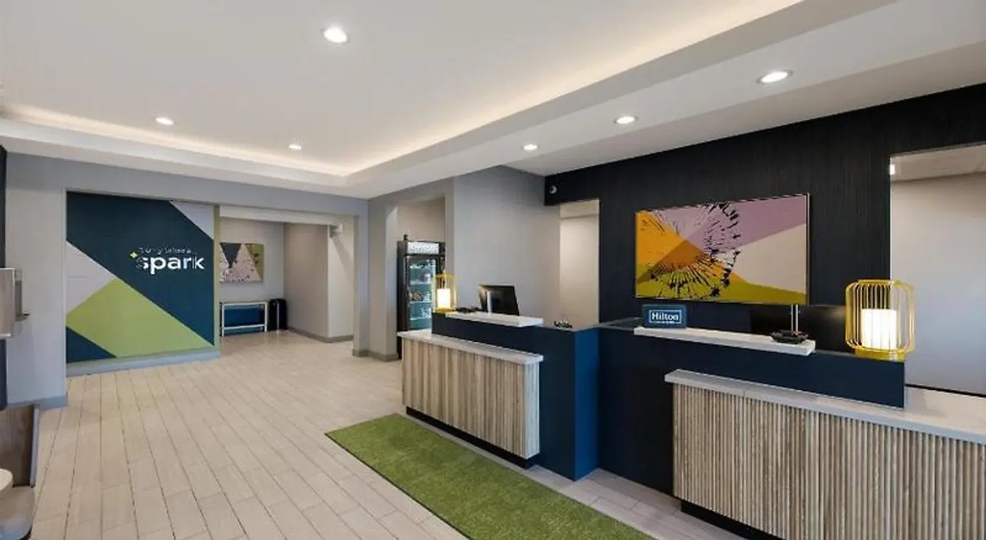 Spark by Hilton Midland South LOUNGE_LOBBY