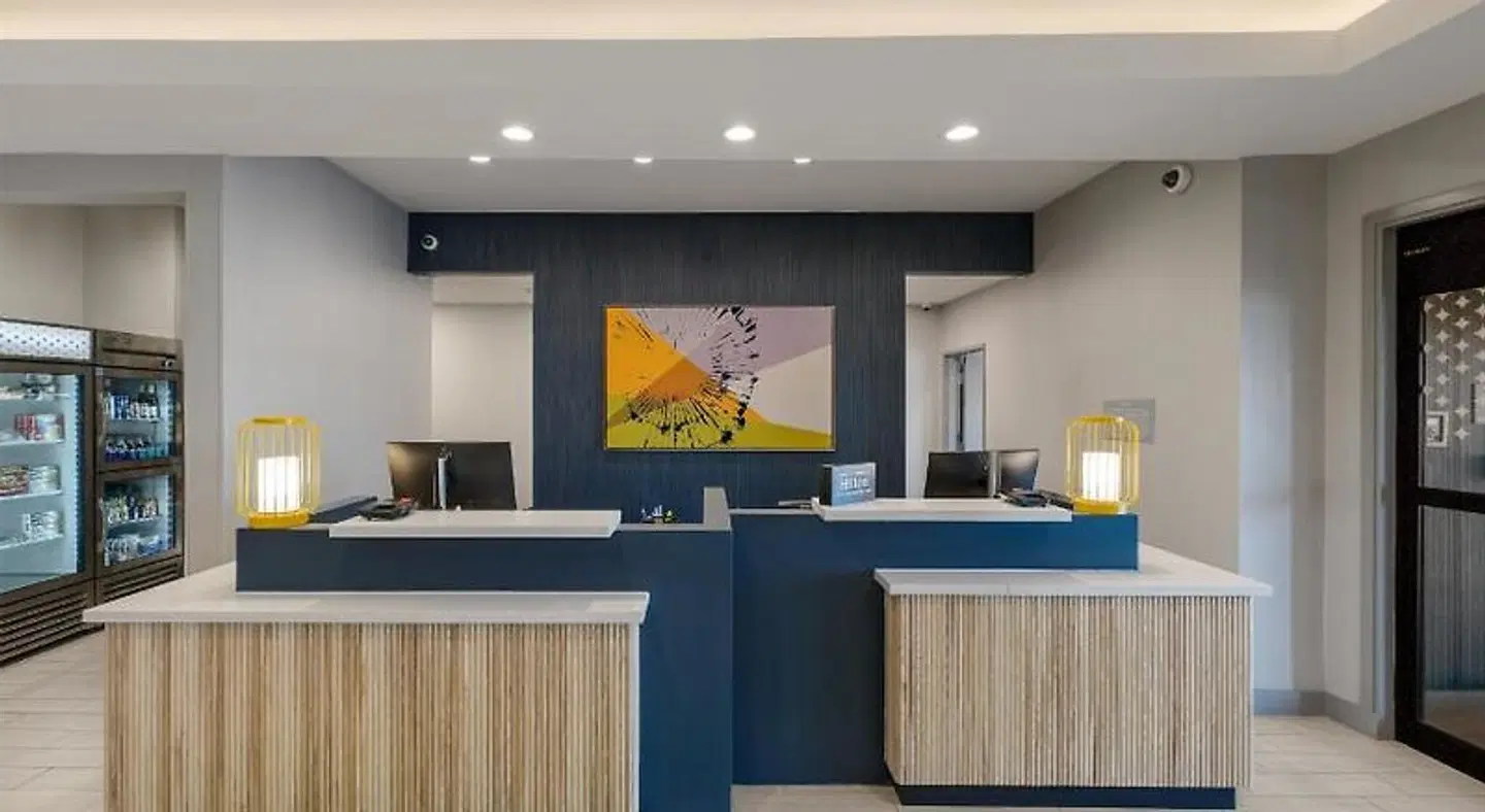 Spark by Hilton Midland South LOUNGE_LOBBY