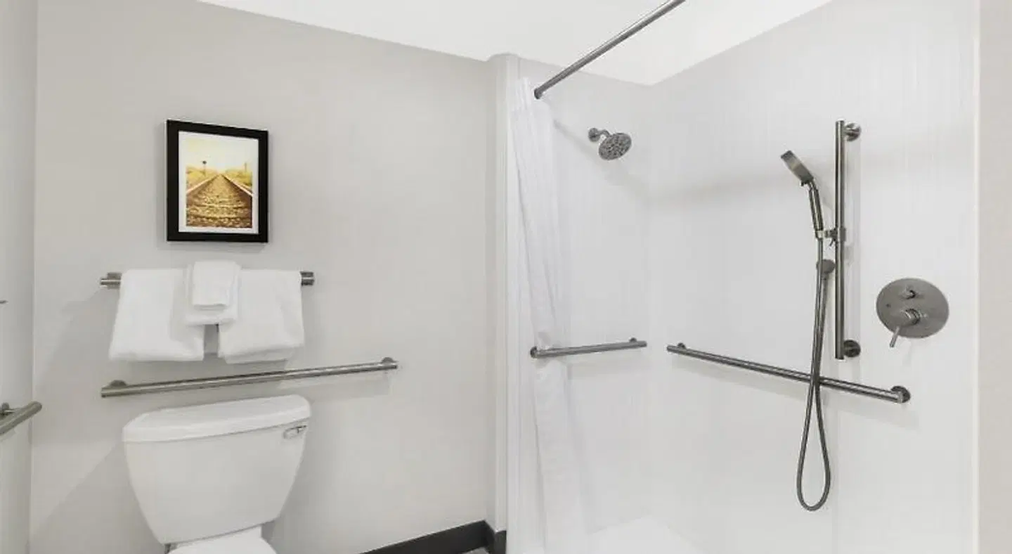 Best Western Plus Boomtown Casino Hotel Badezimmer