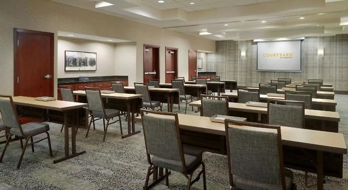 Courtyard by Marriott Birmingham Downtown at UAB Konferenz