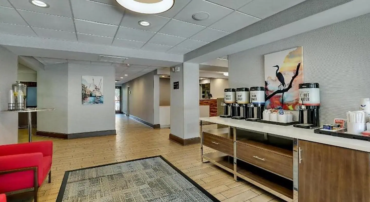 Hampton Inn Beaufort LOUNGE_LOBBY
