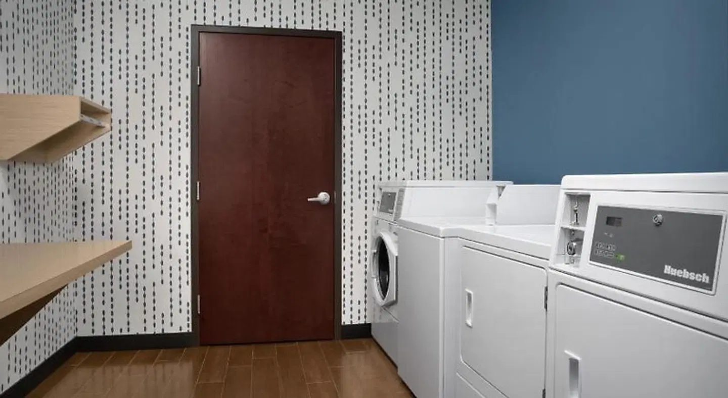 Home2 Suites by Hilton Lake City Badezimmer