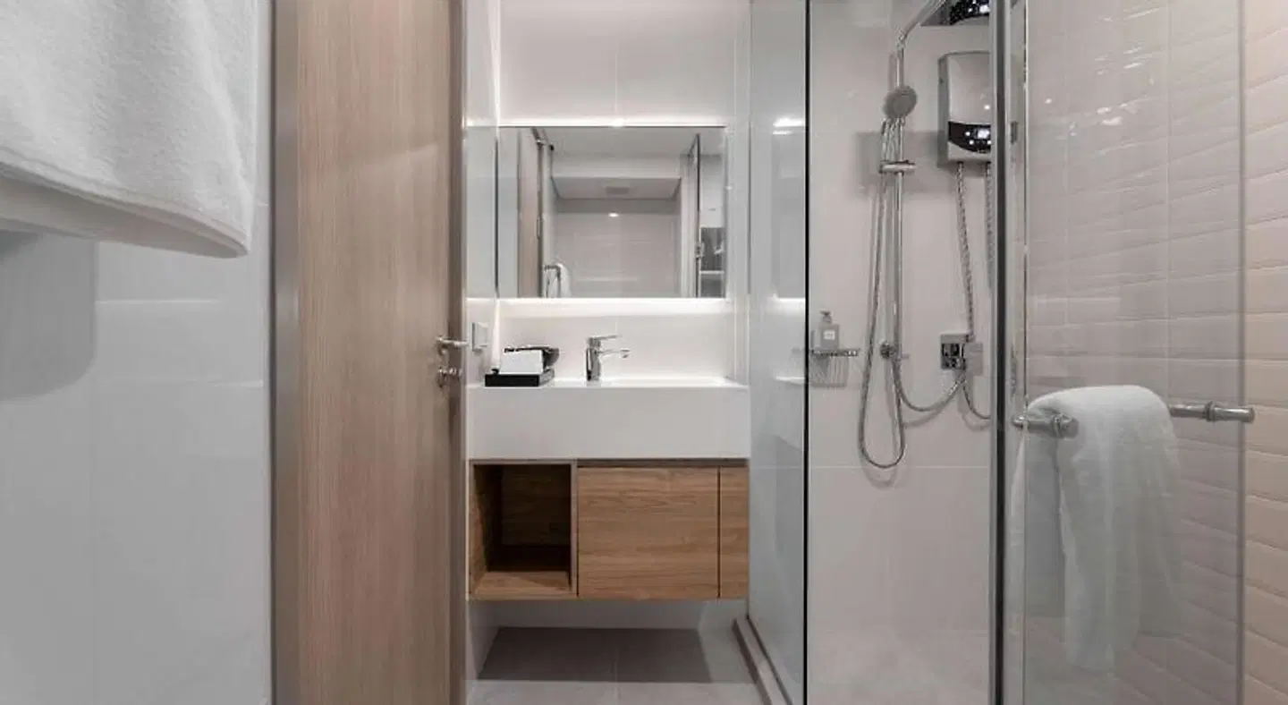 Ramada by Wyndham Bangkok Sukhumvit 87 Badezimmer