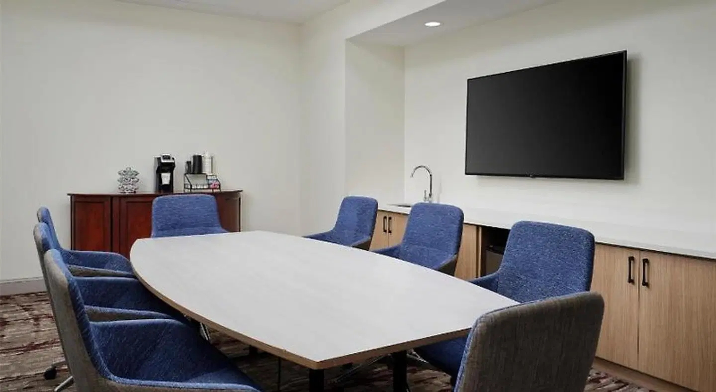 Hilton Garden Inn Meridian ROOM_EXAMPLE