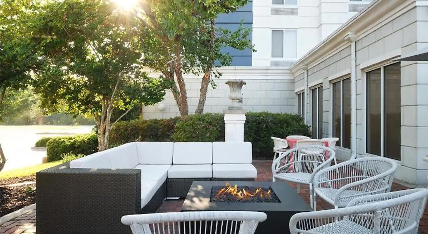 Hilton Garden Inn Meridian Terrasse