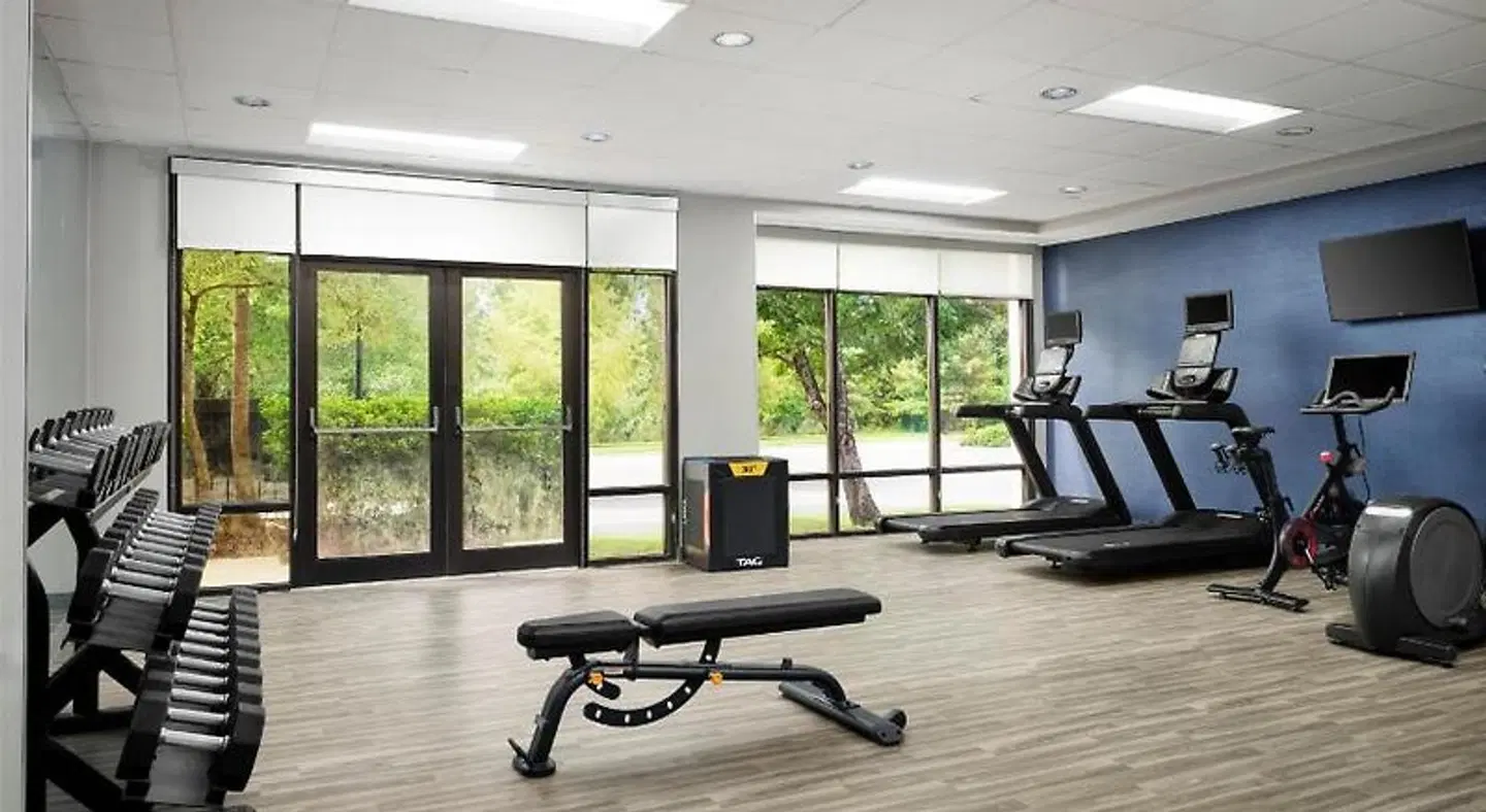 Hampton Inn Meridian SPORTS_AND_LEISURE