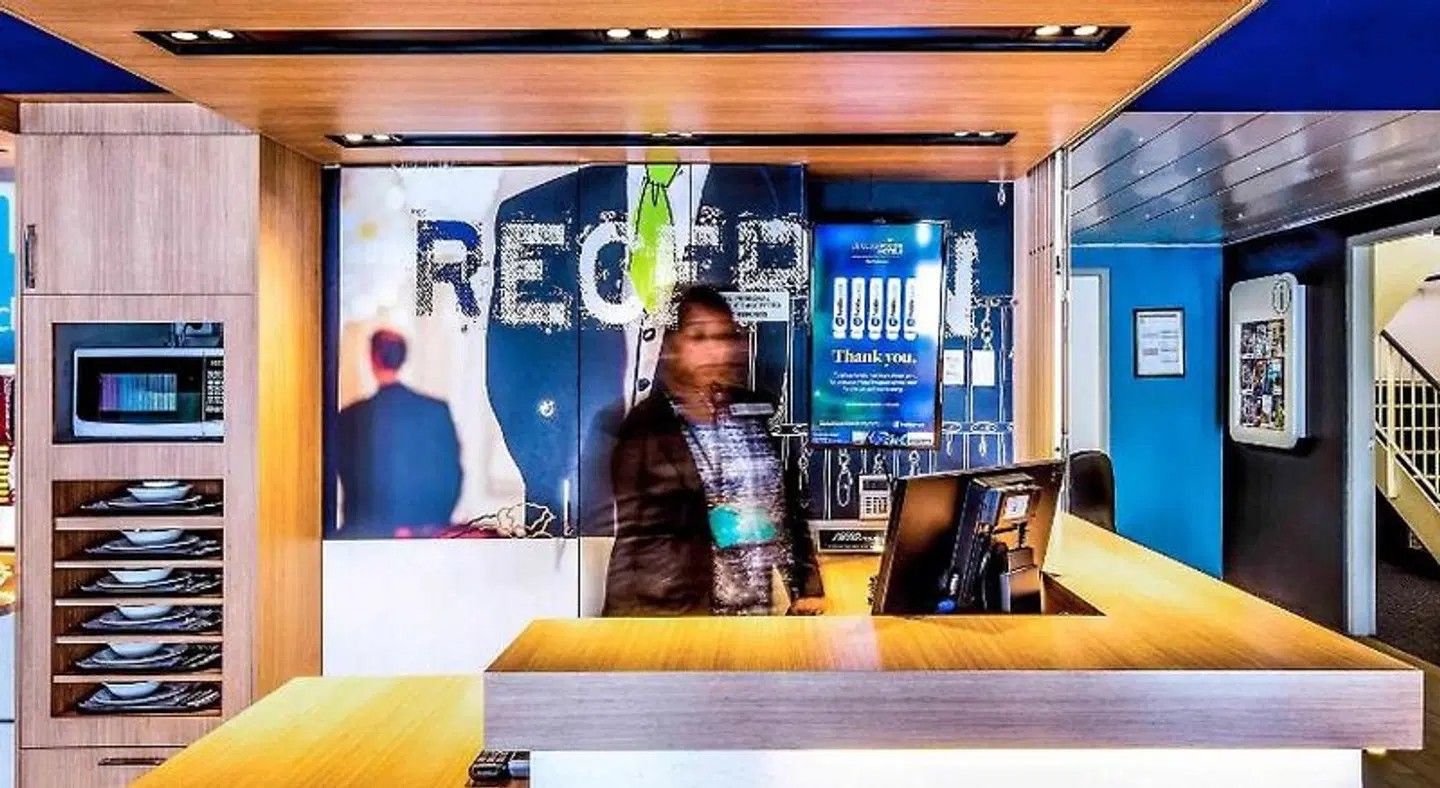 ibis budget Dandenong Bar