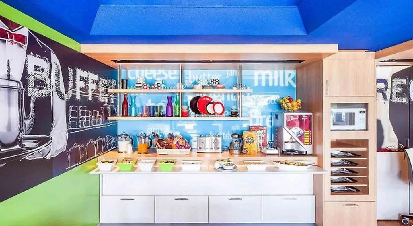 ibis budget Dandenong Bar