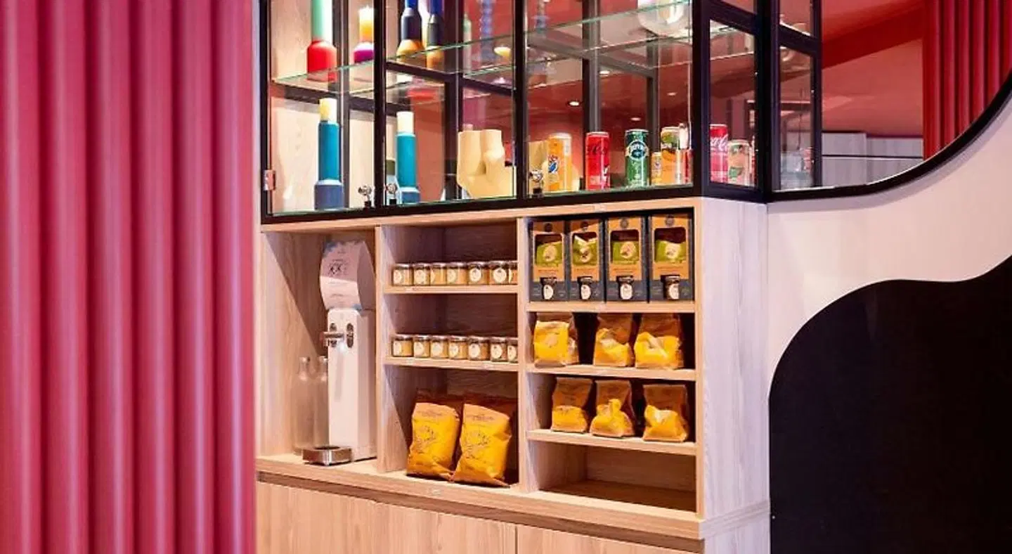 ibis Styles Paris Montmartre Batignolles Bar