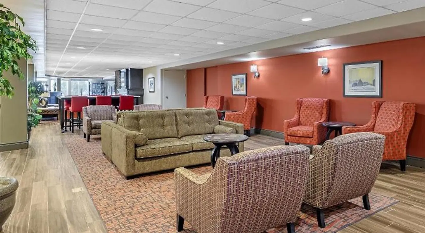Best Western Plus Stoneridge Inn & Conference Centre London Ontario LOUNGE_LOBBY
